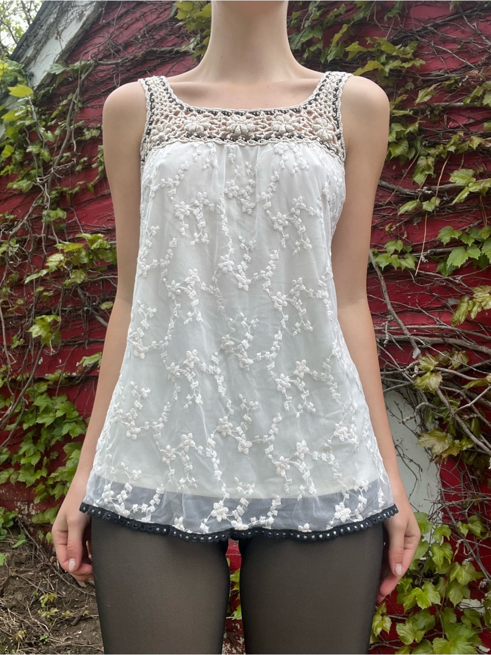 Adiva White Embroidered Crochet-Trim Sleeveless Top